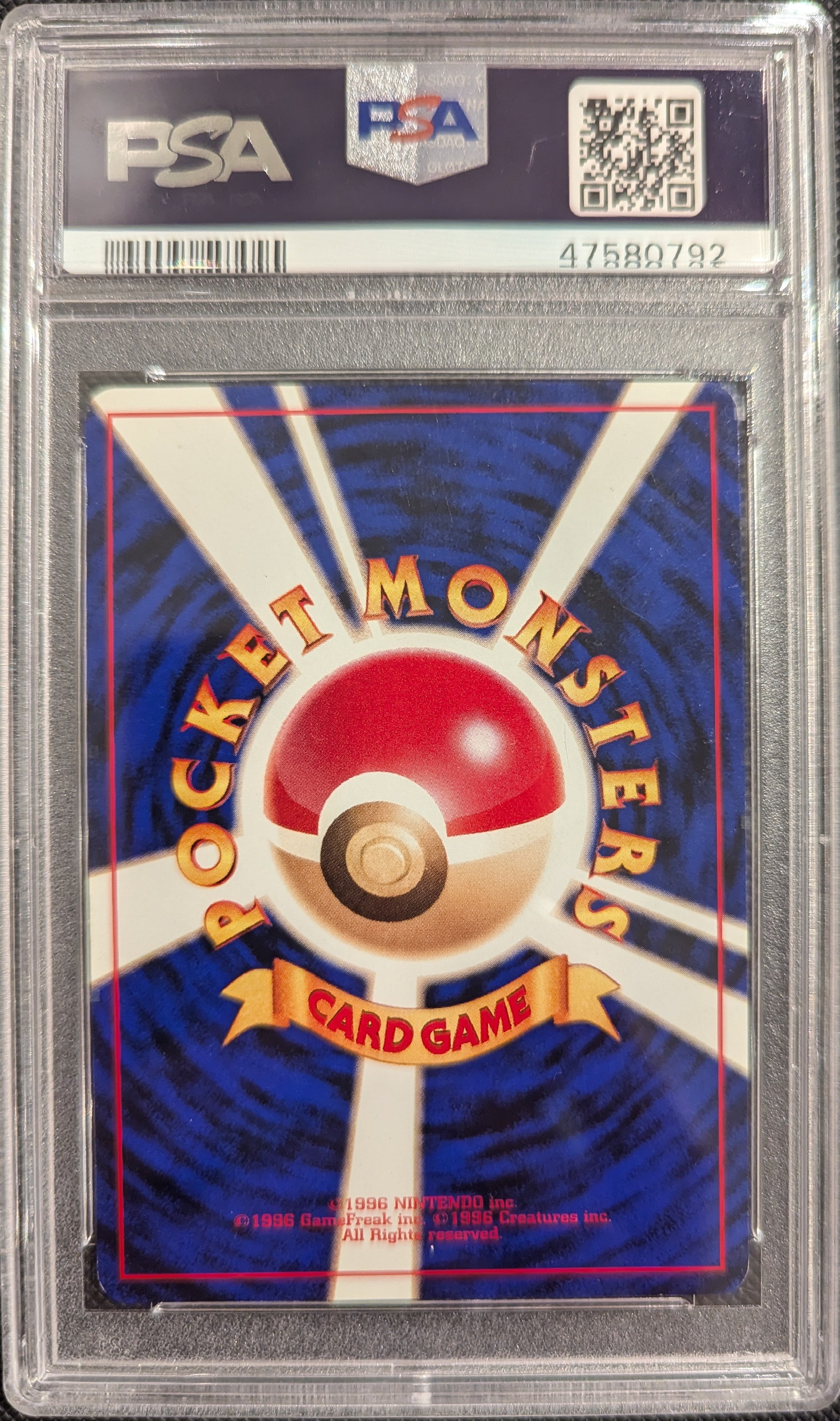 Pokemon TCG Graded Card: 1998 Moltres Japanese #146 PSA 9